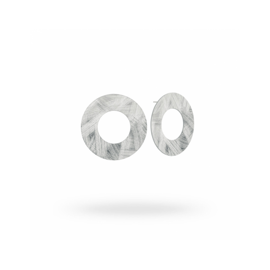18061ZM - Earring - Piper. flat circle ø40mm. rhodium scratched